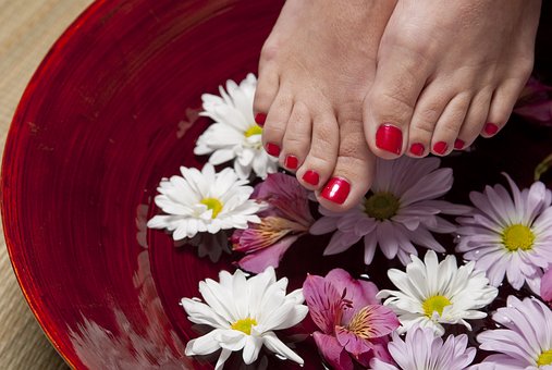 pedicure in spa